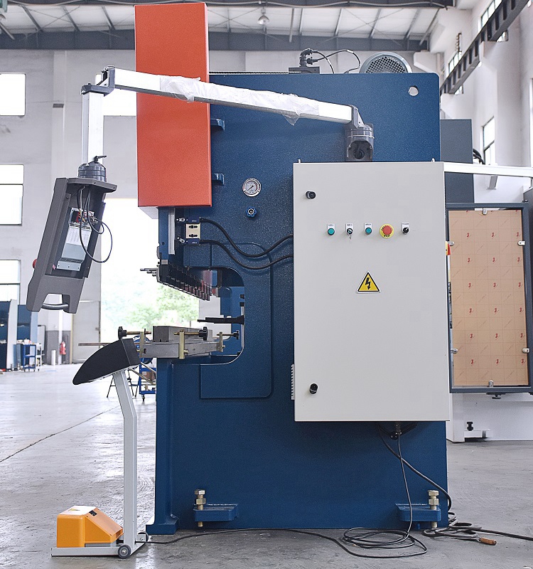 100t Cnc Metal Bending Machines, 3200 Mm Cnc Sheet Press Brake With E21 100t Cnc मेटल बेन्डिङ मेसिनहरू, 3200 Mm Cnc शीट प्रेस ब्रेक E21 सँग