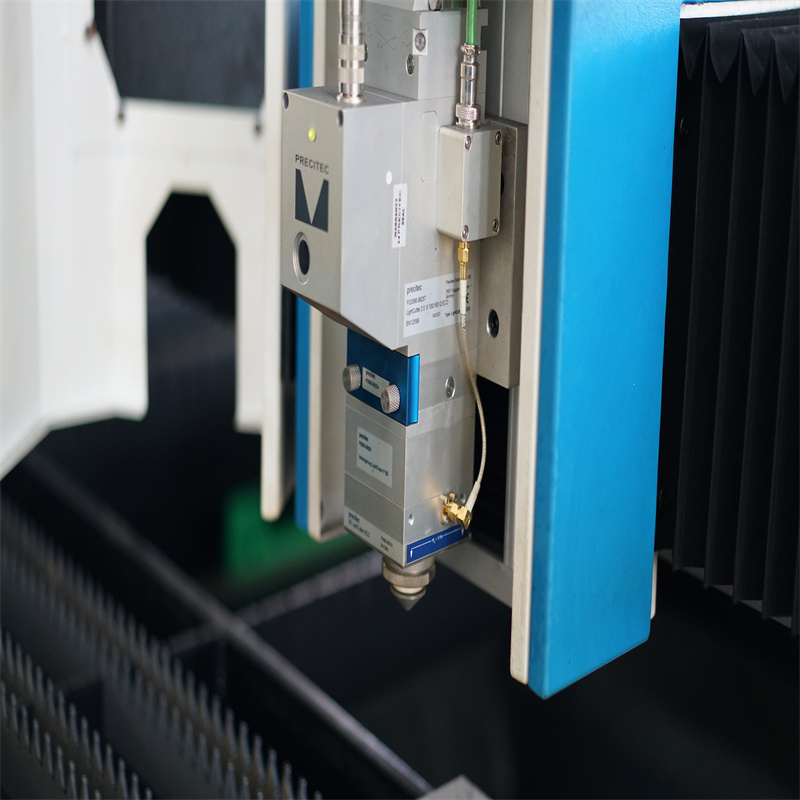 10mm कार्बन स्टीलको लागि 12kw फाइबर लेजर काट्ने मेसिन