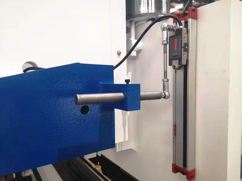 160t-4000 4-axis Cnc Hydraulic Bending Machine Press Brake 160t-4000 4-अक्ष Cnc हाइड्रोलिक बेन्डिङ मेसिन प्रेस ब्रेक