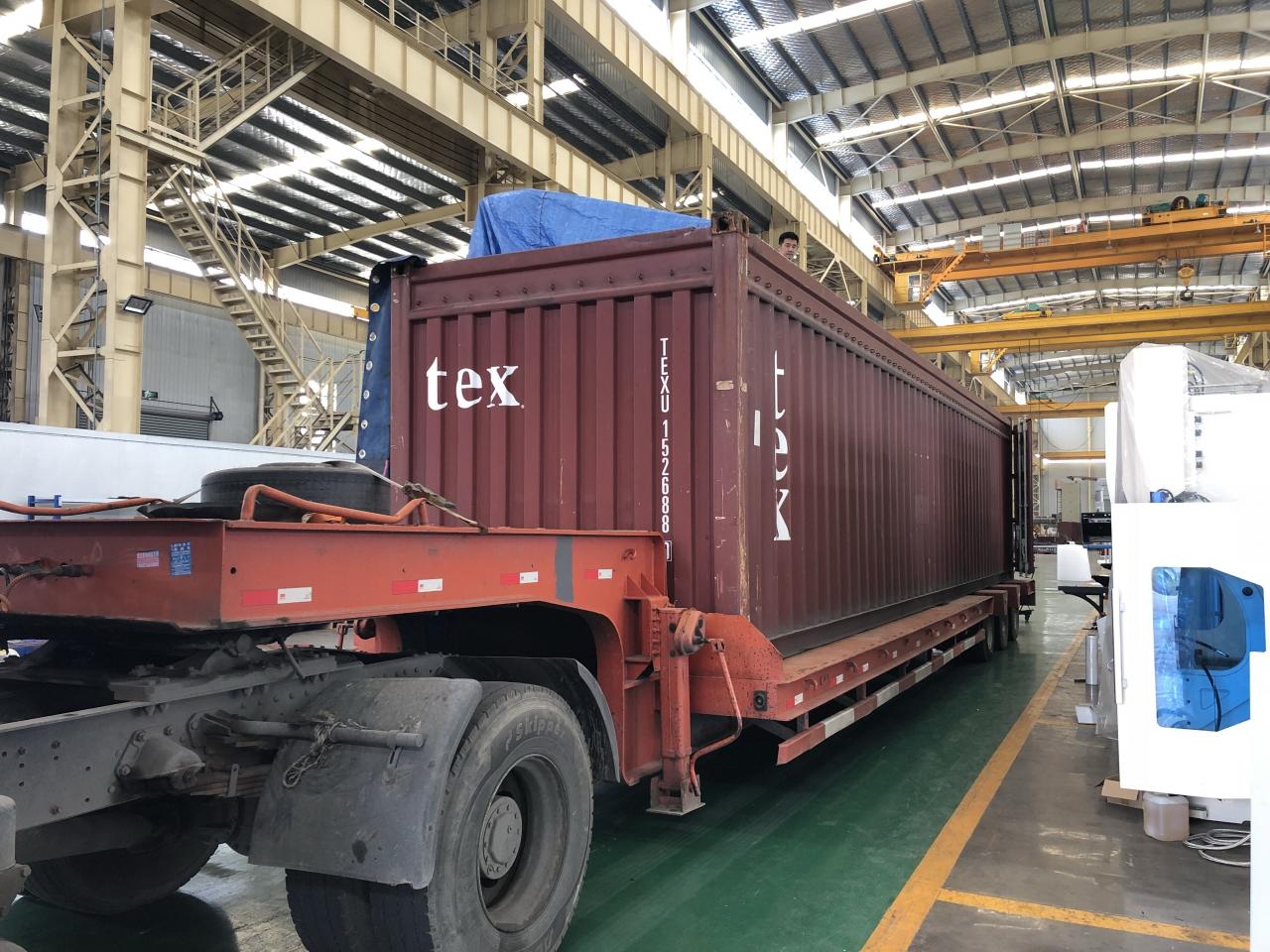 पाना धातु काट्ने 6 मिटरको लागि 16mm हाइड्रोलिक गिलोटिन काटन मेसिन