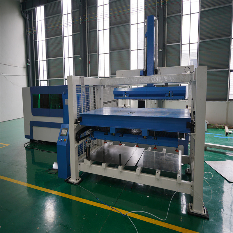 धातु पाना काट्ने 3000x1500mm को लागि 1kw 1.5kw 2kw फाइबर लेजर काट्ने मेसिन