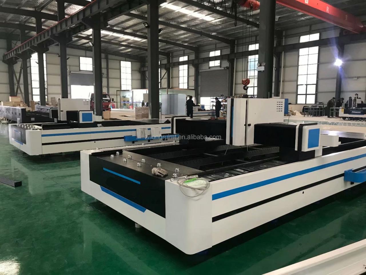 200t 300t Standard Industrial Press Brake Cnc Hydraulic Press Brake Machine 200t 300t मानक औद्योगिक प्रेस ब्रेक Cnc हाइड्रोलिक प्रेस ब्रेक मेसिन