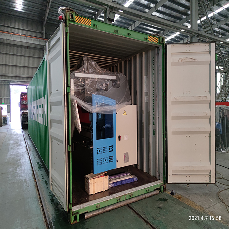 300t/4000 हाइड्रोलिक प्रेस ब्रेक मेसिन