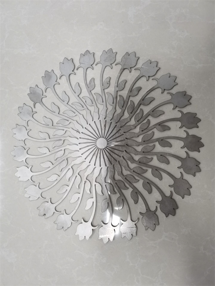 3015 Copper Carbon Stainless Steel Aluminum Iron Metal Cnc Fiber Laser Cutting Machine 3015 कपर कार्बन स्टेनलेस स्टील एल्युमिनियम फलाम धातु सीएनसी फाइबर लेजर काट्ने मेसिन