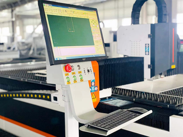 3015 Fiber Laser Cutting Machine For High-Speed Cutting Of 1-6mm Metal Materials 3015 फाइबर लेजर काट्ने मेसिन 1-6mm धातु सामग्री को उच्च गति काटन को लागी