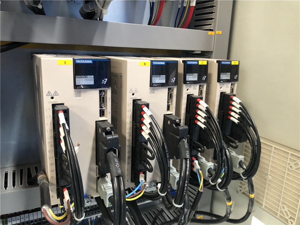 3+1 Axis Cnc Hydraulic Press Brake With Esa System Esa प्रणालीको साथ 3+1 Axis Cnc हाइड्रोलिक प्रेस ब्रेक