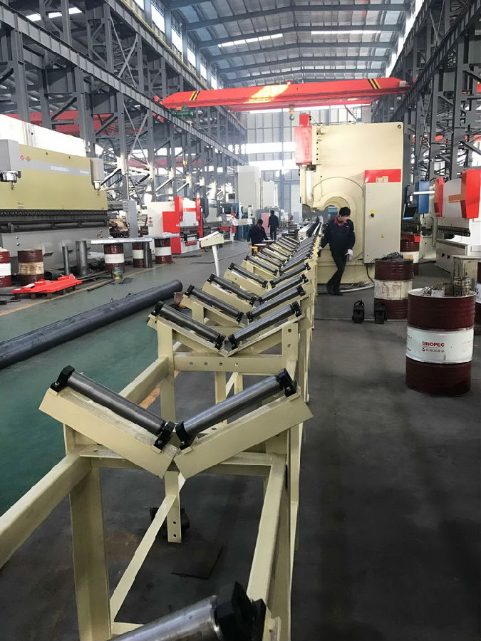 4 Axis Cnc Tandem Press Brake With Delem Da58t 2d Graphical Controller 4 Axis Cnc Tandem प्रेस ब्रेक Delem Da58t 2d ग्राफिकल कन्ट्रोलरको साथ