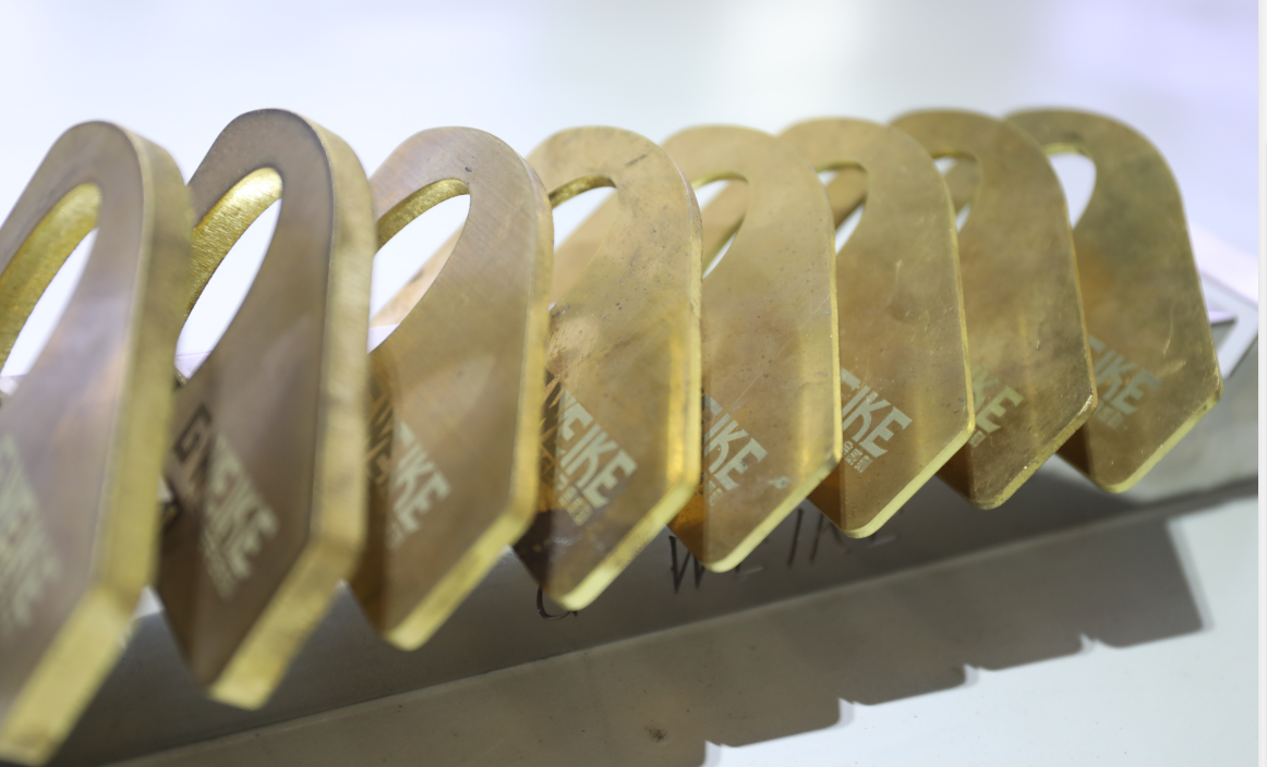 4kw फाइबर लेजर काट्ने मेसिन