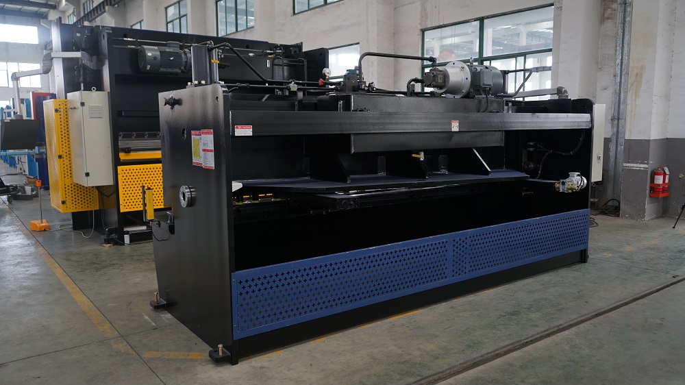 6*3200mm Guillotine Shears Metal Shear Hydraulic Iron Sheet Cutting Shearing Machine 6*3200mm गिलोटिन शियर धातु शियर हाइड्रोलिक फलामको पाना काट्ने मेसिन
