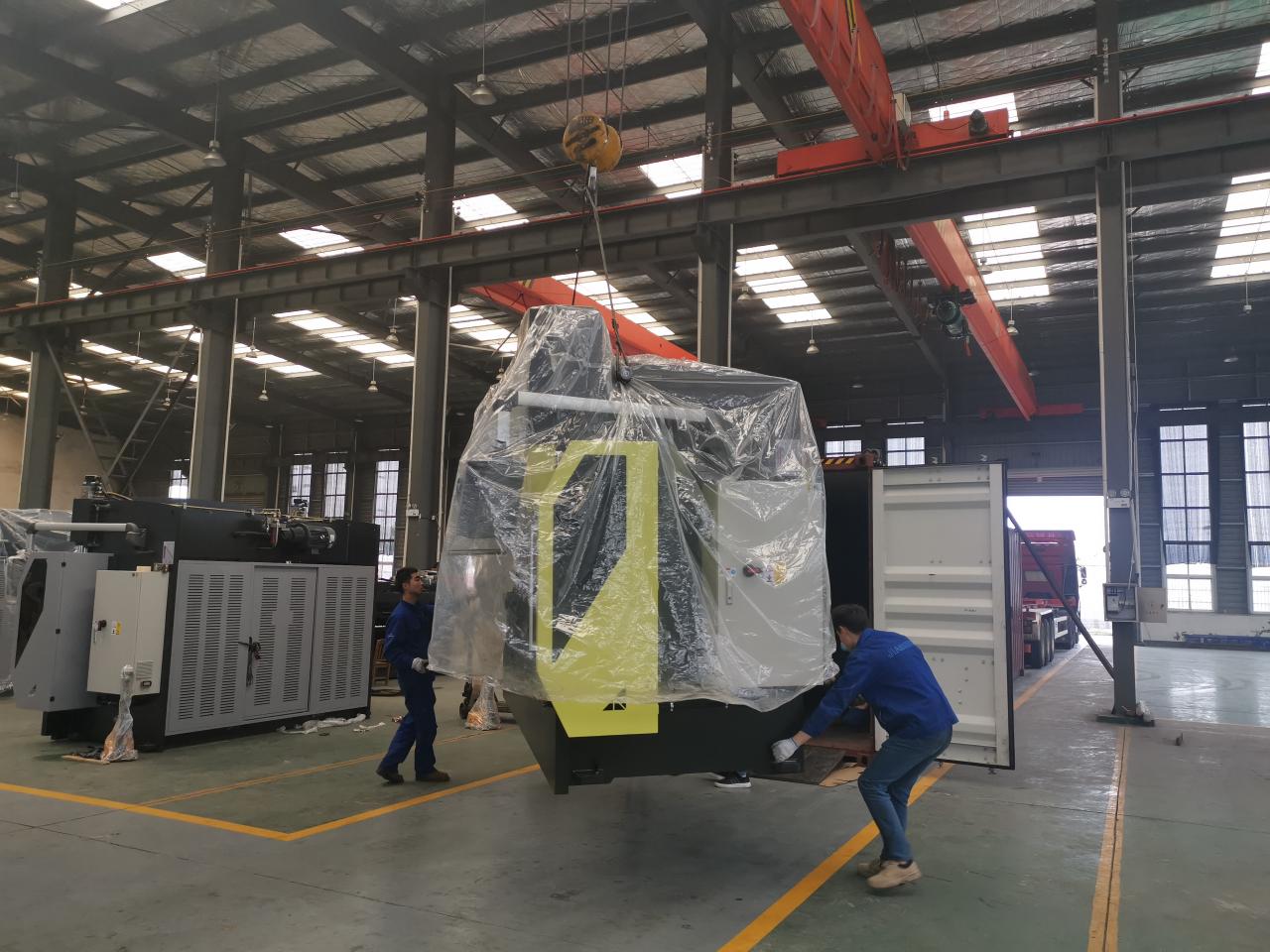 6mm*3200 Hydraulic Steel Plate Cutting Machinery Steel Plate Shearing Machine 6mm*3200 हाइड्रोलिक स्टिल प्लेट काट्ने मेसिनरी स्टिल प्लेट काट्ने मेसिन