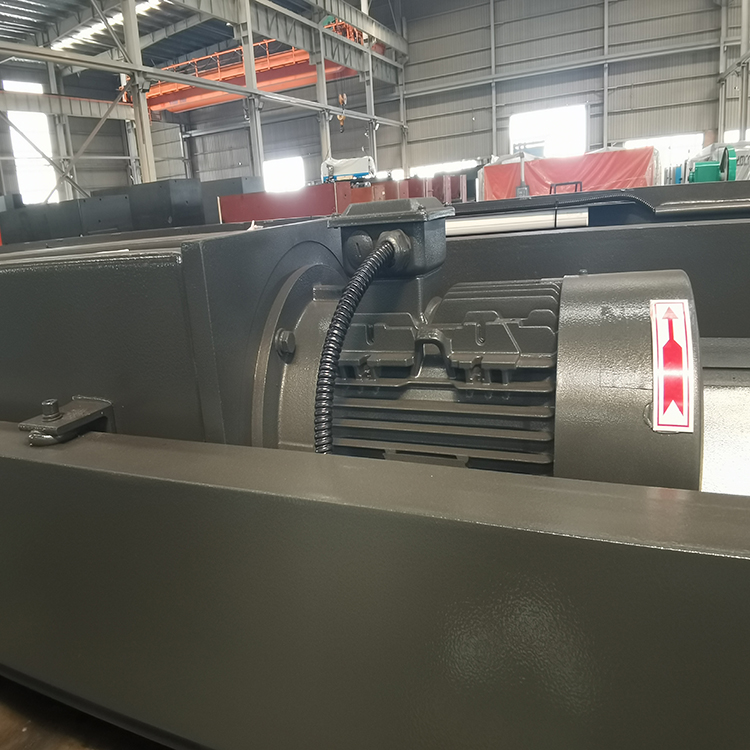 6x3200mm Stainless Steel Plate Cutting Machine, Automatic Iron Sheet Shearing Machine 6x3200mm स्टेनलेस स्टील प्लेट काट्ने मेसिन, स्वचालित फलामको पाना काट्ने मेसिन