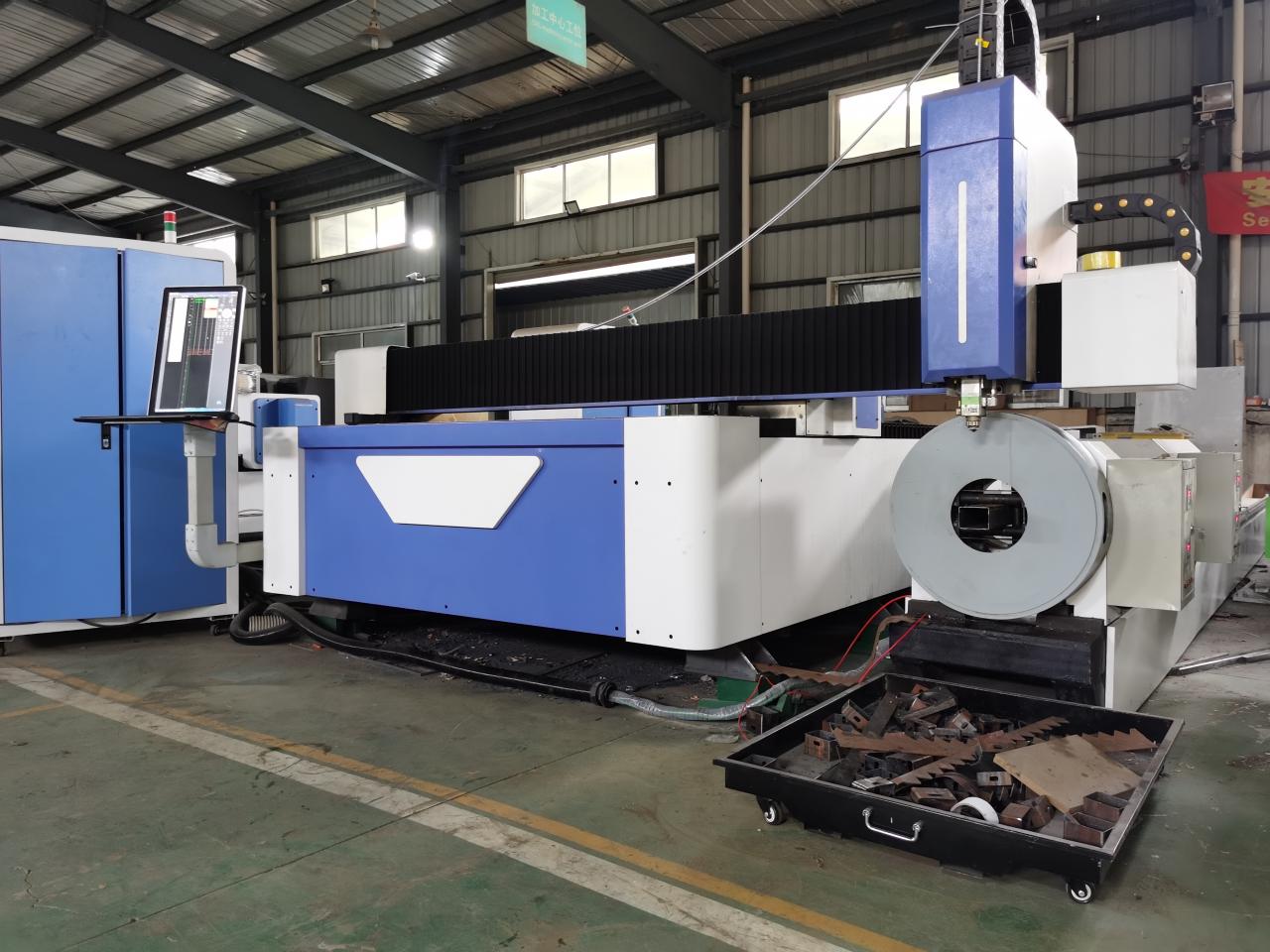 8mm 10mm Carbon Steel Laser Cutter 1530 4020 Cnc Fiber Laser Cutting Machine 8mm 10mm कार्बन स्टिल लेजर कटर 1530 4020 Cnc फाइबर लेजर काट्ने मेसिन