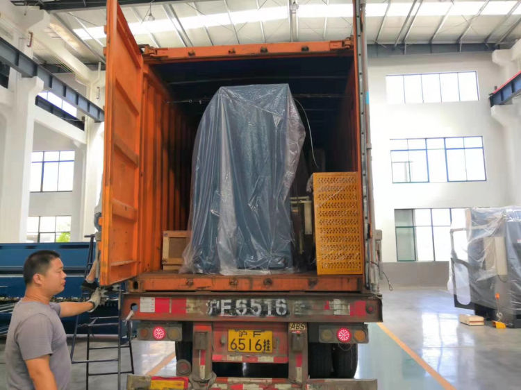 Cnc Nc Hydraulic Press Metal Guillotine Shear Machine For Carbon Stainless Steel Sheet Cnc Nc हाइड्रोलिक प्रेस धातु गिलोटिन सियर मेसिन कार्बन स्टेनलेस स्टील शीटको लागि