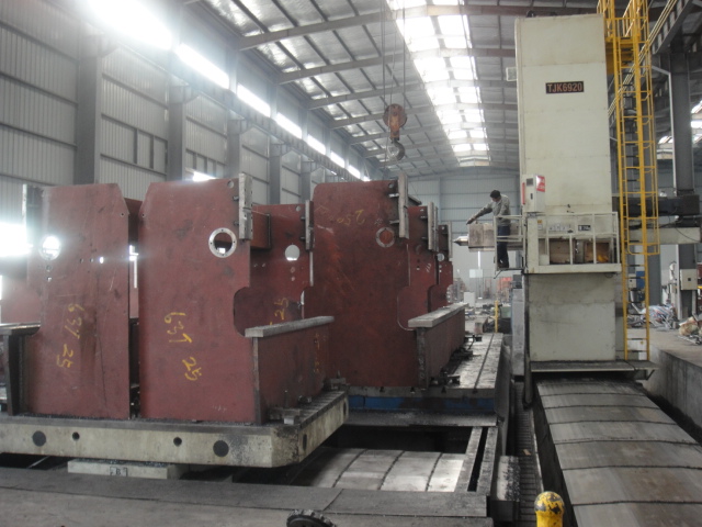 Da53t Cnc System Controller 125t4000 3+1 Axis Cnc Hydraulic Press Brake With Good Quality Da53t Cnc प्रणाली नियन्त्रक 125t4000 3+1 Axis Cnc हाइड्रोलिक प्रेस ब्रेक राम्रो गुणस्तरको साथ