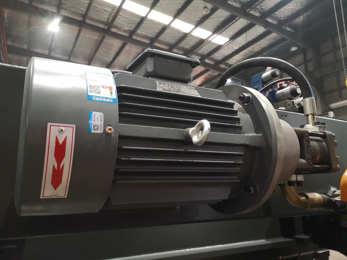 Delem Da66t 125 3+1 4+1 6+1 8+1 Cnc Hydraulic Press Brake For Metal Plate Bending Delem Da66t 125 3+1 4+1 6+1 8+1 Cnc हाइड्रोलिक प्रेस ब्रेक मेटल प्लेट बेन्डिङको लागि