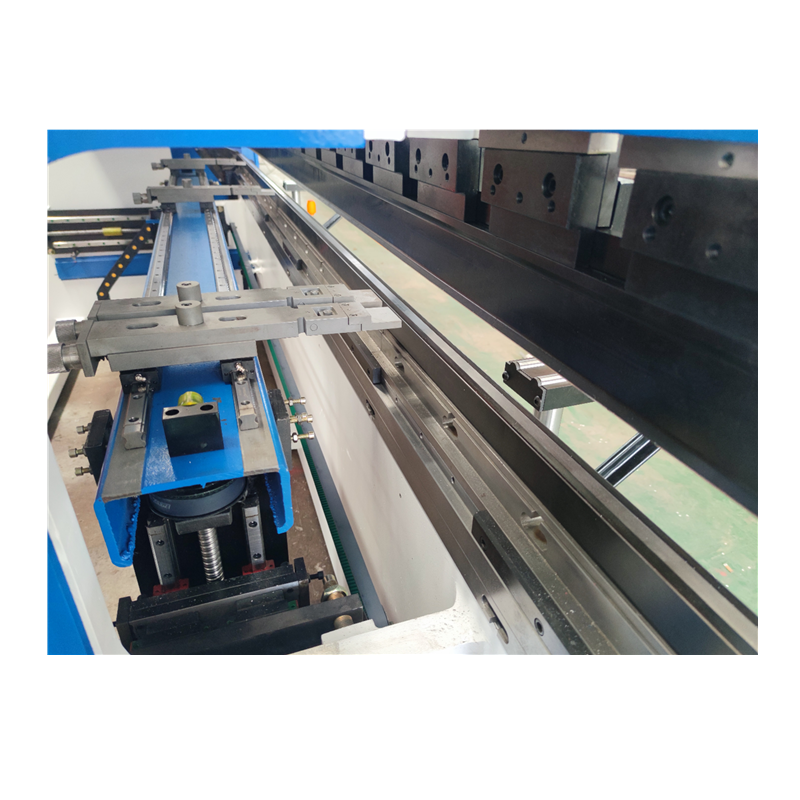 Hydraulic Press Brake Of 130t/3200mm 4+1 Axis Delem Da53t Cnc Press Brake 130t/3200mm 4+1 Axis Delem Da53t Cnc प्रेस ब्रेकको हाइड्रोलिक प्रेस ब्रेक