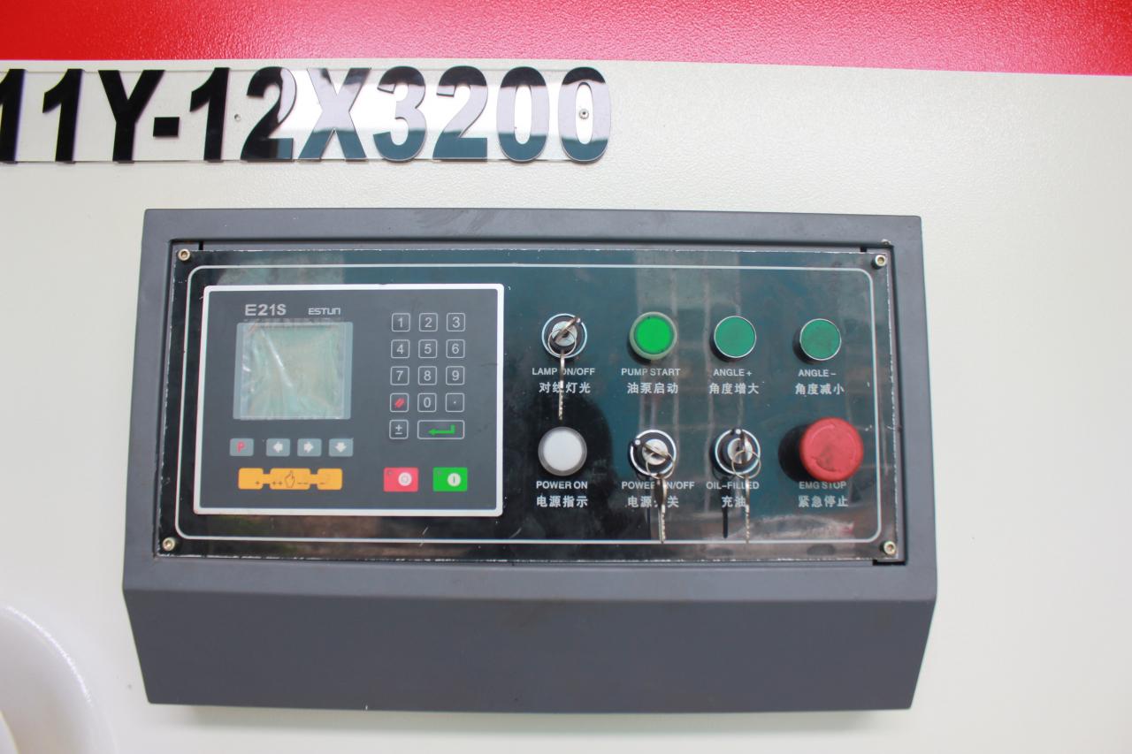 Qc11y Metal Plate Hydraulic Guillotine Shearing Machine For Sale Qc11y धातु प्लेट हाइड्रोलिक गिलोटिन कतरन मेसिन बिक्रीको लागि