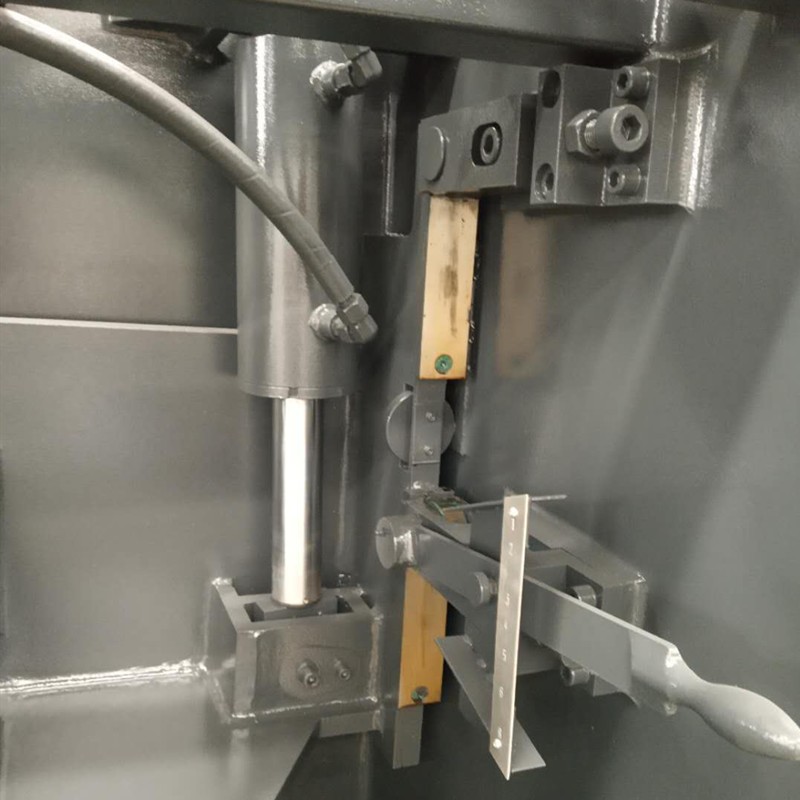 Qc12k-4x2500 Cnc Hydraulic Customized Shearing Machine Cutting Machine Qc12k-4x2500 Cnc हाइड्रोलिक अनुकूलित कपाल काट्ने मेसिन