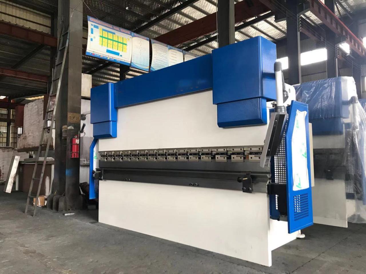 Wc67y-65/2500 Oem Hydraulic Press Brake Machine Steel Bending Machine Wc67y-65/2500 Oem हाइड्रोलिक प्रेस ब्रेक मेसिन स्टील झुकाउने मेसिन